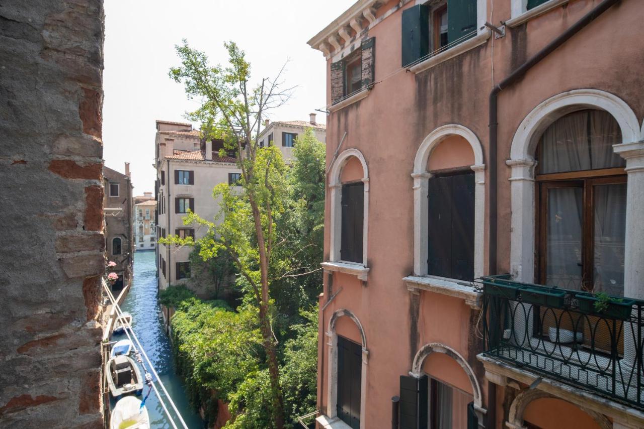 San Polo Canal View Apartments By Wonderful Italy ヴェネツィア エクステリア 写真